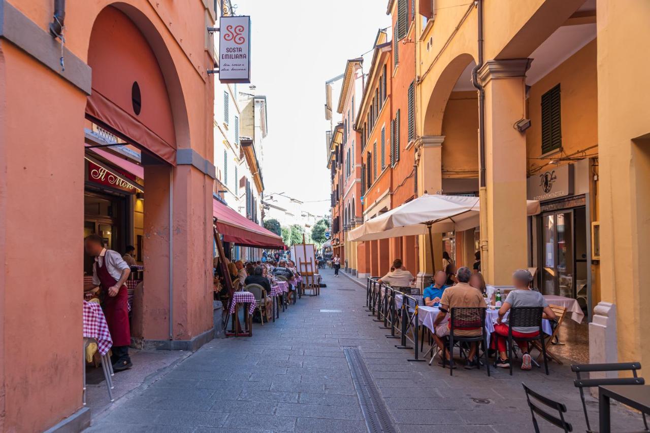 Nel Cuore Di Bologna - Casa Boss Luaran gambar